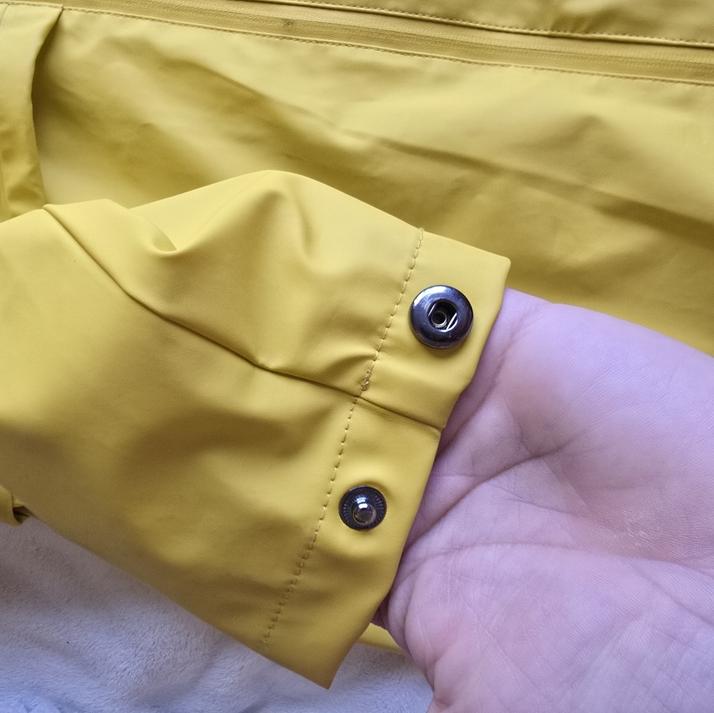 Iconic Yellow Unisex Small Pendleton Rain Jacket - Picture 7 of 9